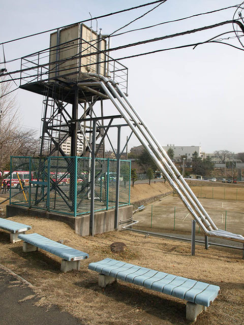 多賀城キャンパス 水撃実験用水槽前1