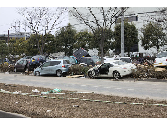 東日本大震災 300