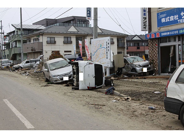 東日本大震災 325