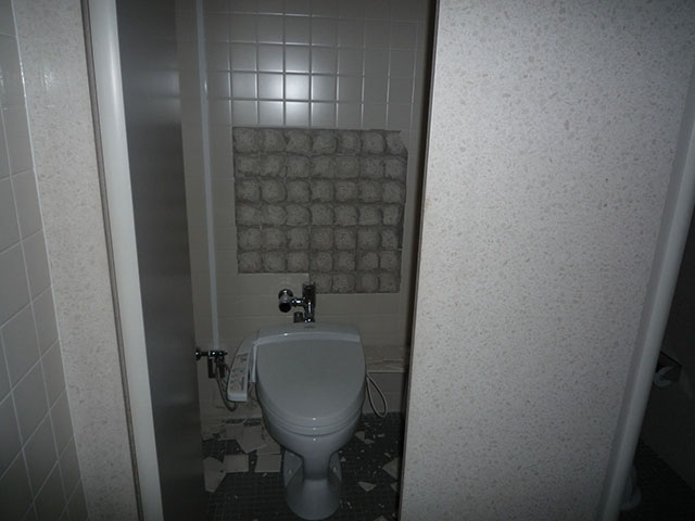 泉 トイレ3